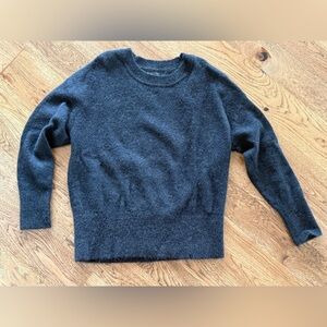 Banana Republic women’s L Italian yarn deep brown sweater